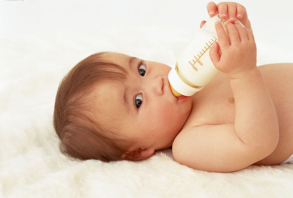 不同阶段的婴幼儿 补钙方式不同