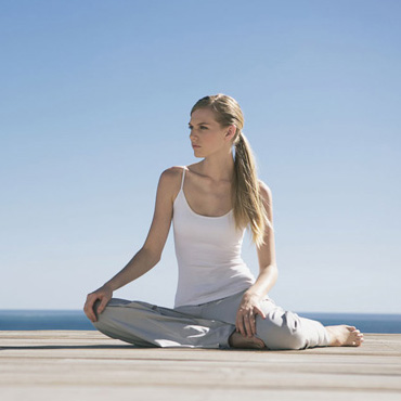 白领应经常练习瑜伽 预防职业病